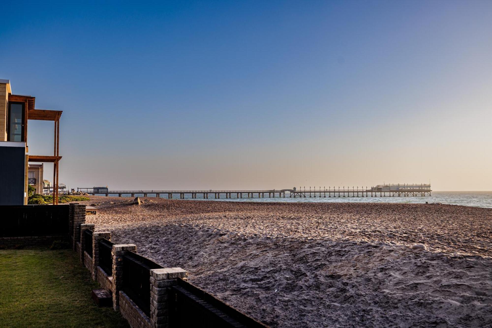 Swakopmund Seafront Cottage Buitenkant foto