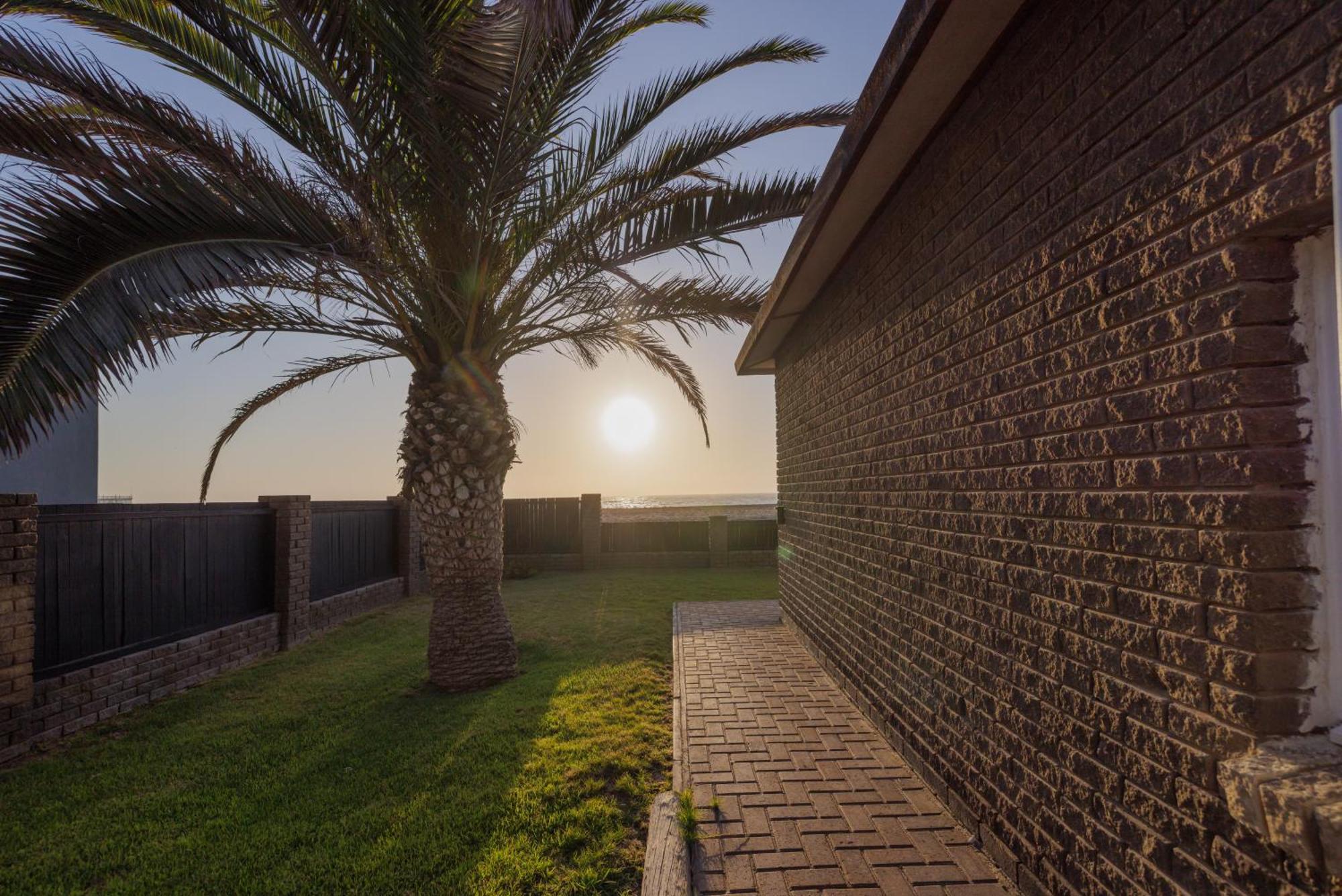 Swakopmund Seafront Cottage Buitenkant foto